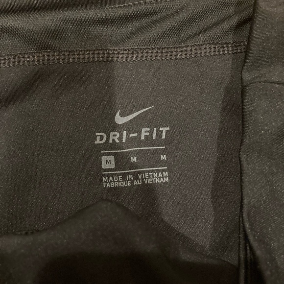 NWOT Nike Shorts Womens Medium Black Dri-Fit Breathable Running Gym Workout - Picture 7 of 9